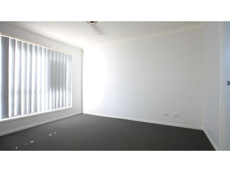 15 Finley Street, Gleneagle QLD 4285