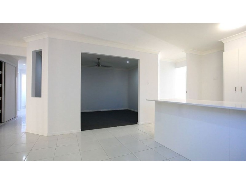 15 Finley Street, Gleneagle QLD 4285