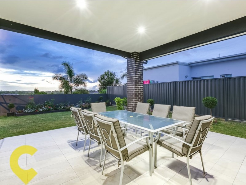 66 Maryland Drive, Regents Park QLD 4118