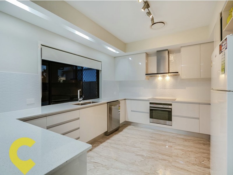 66 Maryland Drive, Regents Park QLD 4118