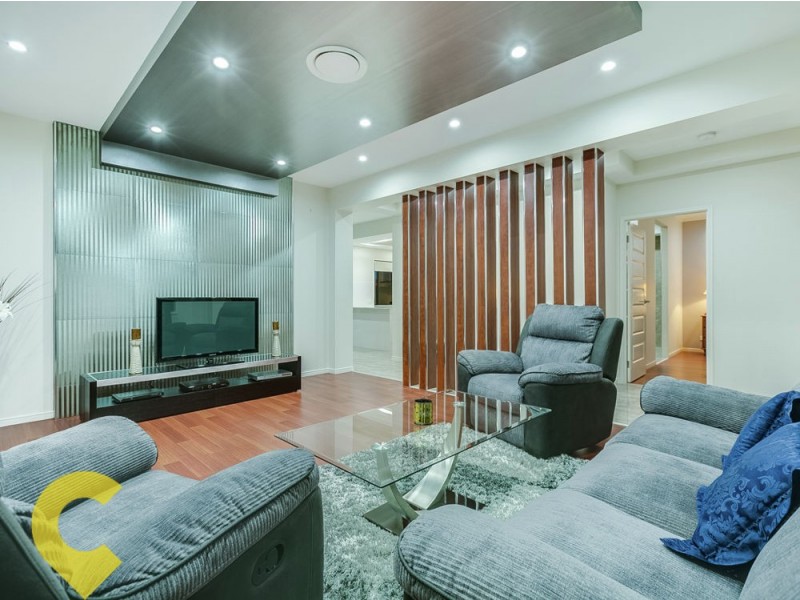 66 Maryland Drive, Regents Park QLD 4118