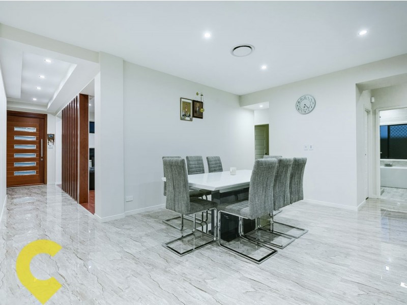 66 Maryland Drive, Regents Park QLD 4118