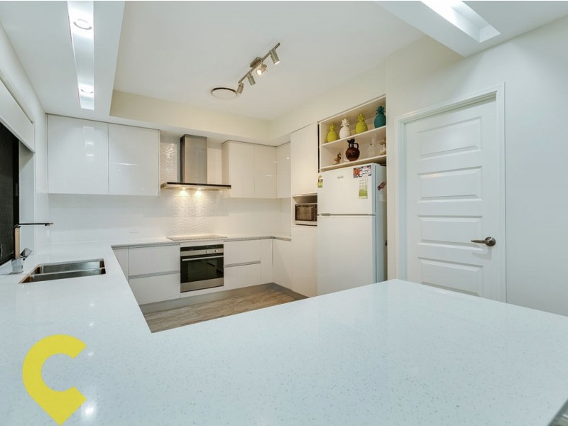 66 Maryland Drive, Regents Park QLD 4118