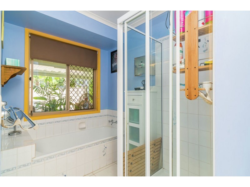 126 Emerald Drive, Regents Park QLD 4118