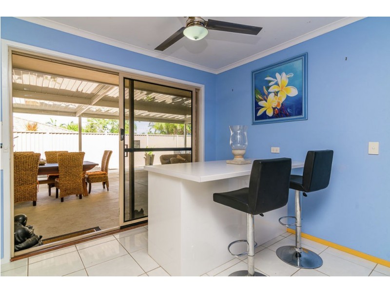 126 Emerald Drive, Regents Park QLD 4118