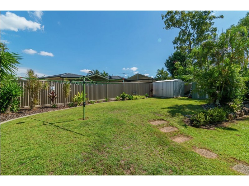 126 Emerald Drive, Regents Park QLD 4118