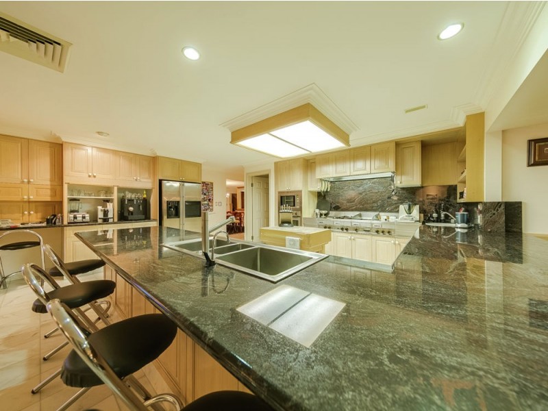 60 Hawkesbury Road, Moggill QLD 4070