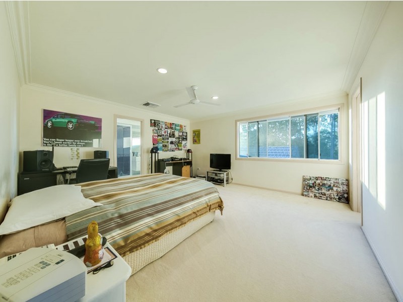 60 Hawkesbury Road, Moggill QLD 4070