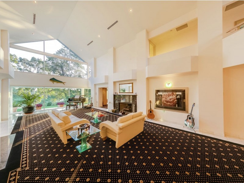 60 Hawkesbury Road, Moggill QLD 4070