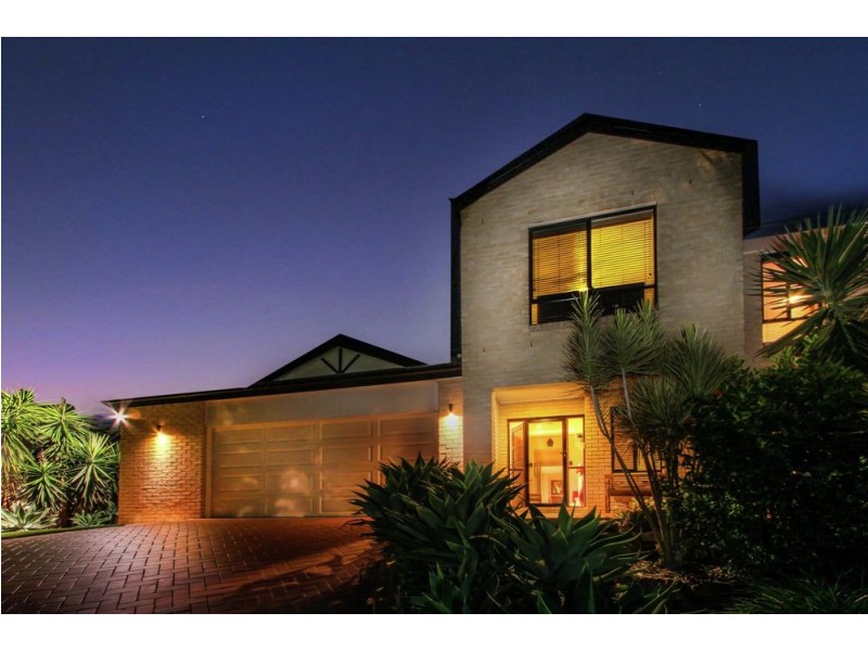 12 Chevron Close, Forest Lake QLD 4078