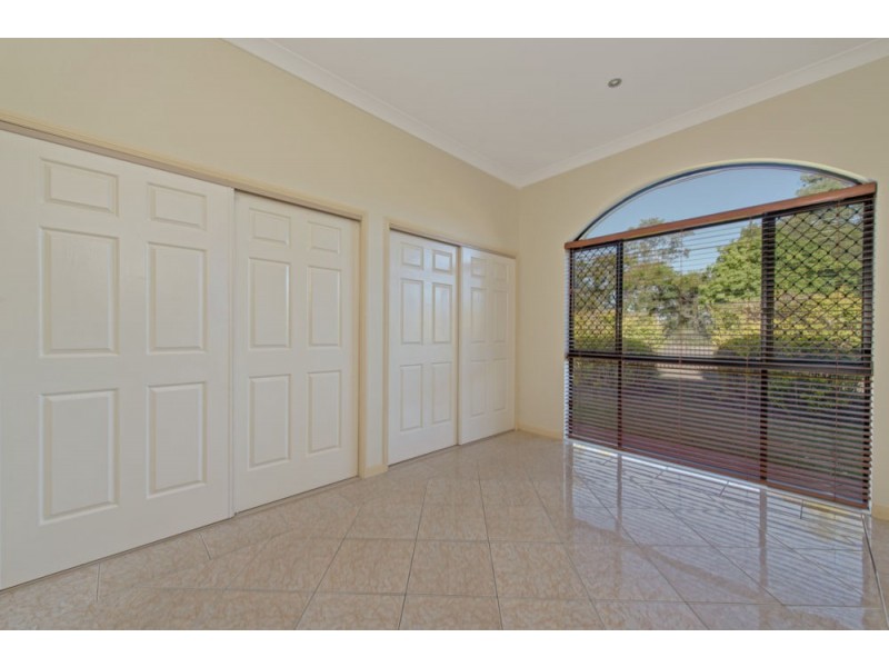 7 St Andrews Avenue, Forest Lake QLD 4078