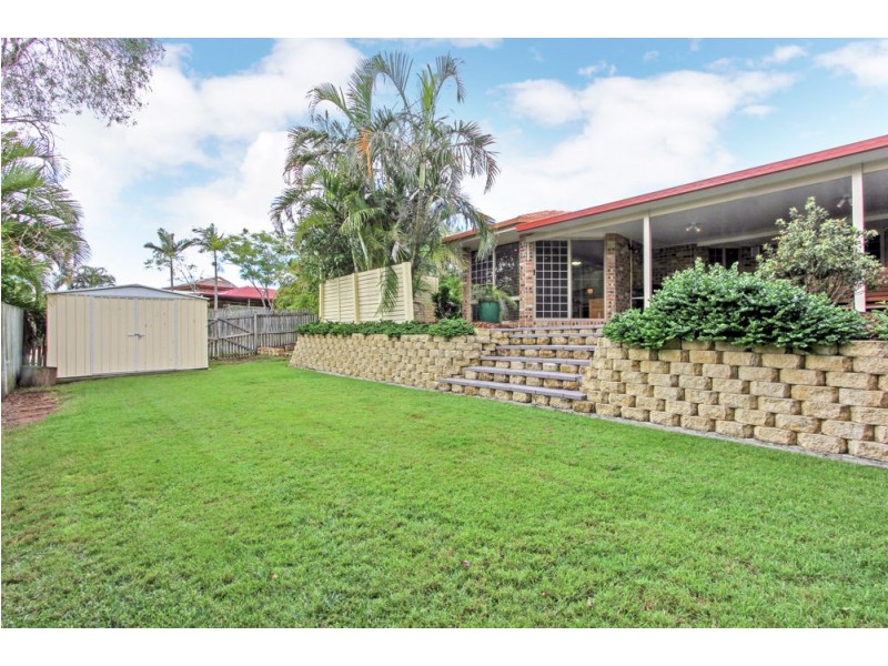 2 Camelot Crescent, Middle Park QLD 4074