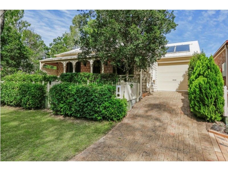 11 Litchfield Close, Forest Lake QLD 4078