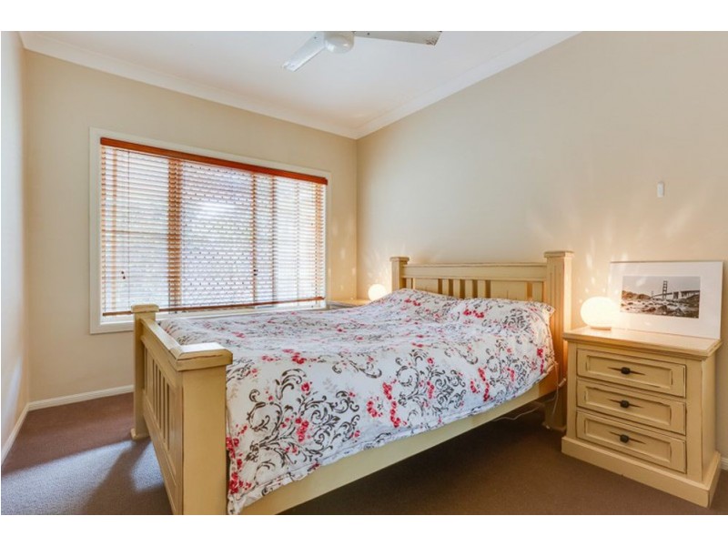 56 St James Street, Forest Lake QLD 4078