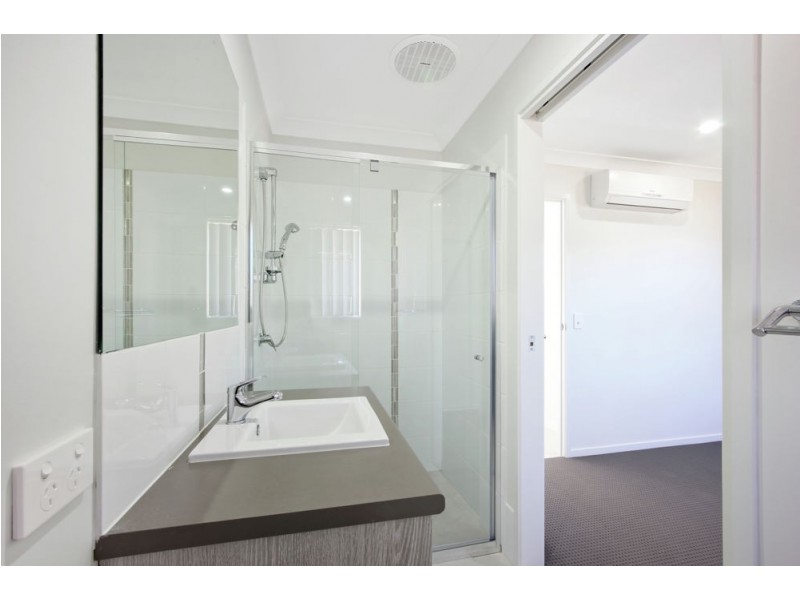 28a Janelle St, Bellbird Park QLD 4300