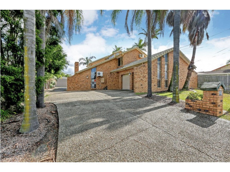 194 Emerald Drive, Regents Park QLD 4118