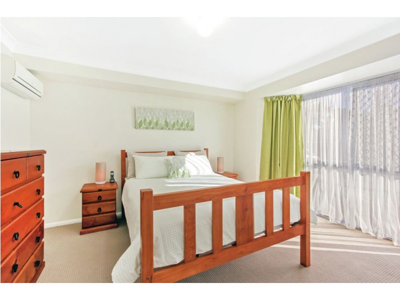 9 Sherringham Close, Forest Lake QLD 4078