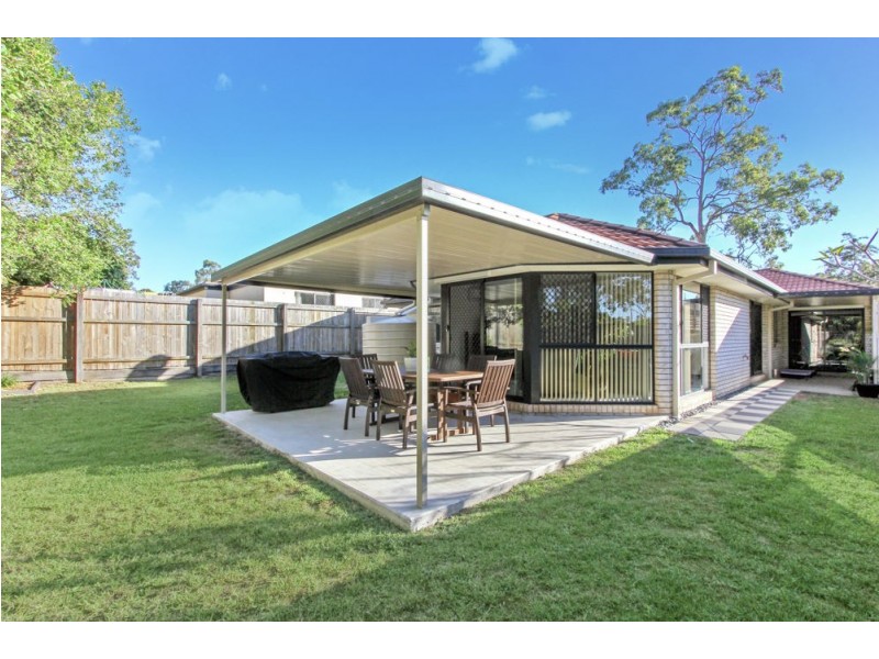 9 Sherringham Close, Forest Lake QLD 4078