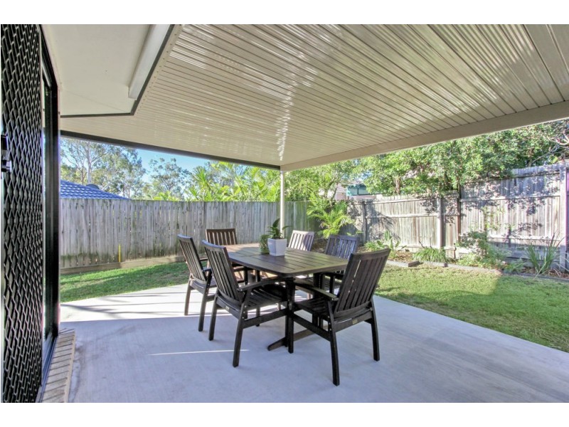 9 Sherringham Close, Forest Lake QLD 4078