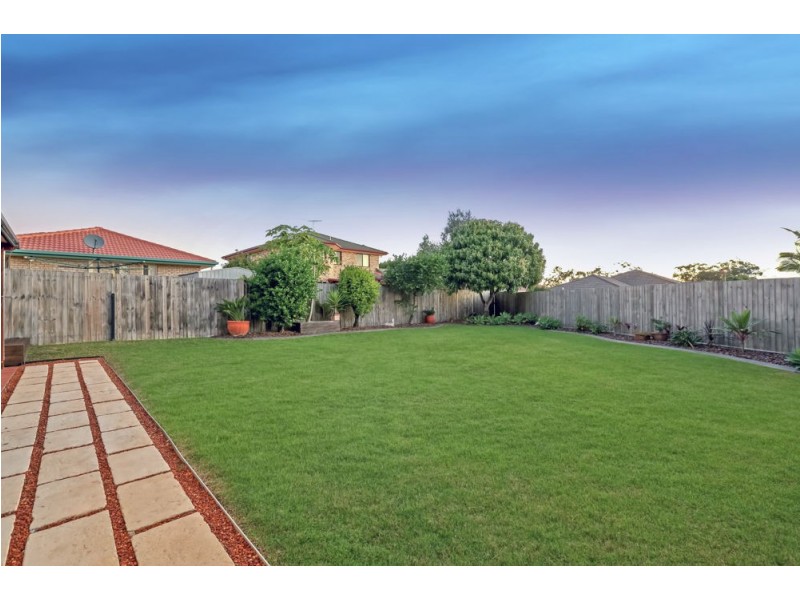 33 Byrony Place, Parkinson QLD 4115