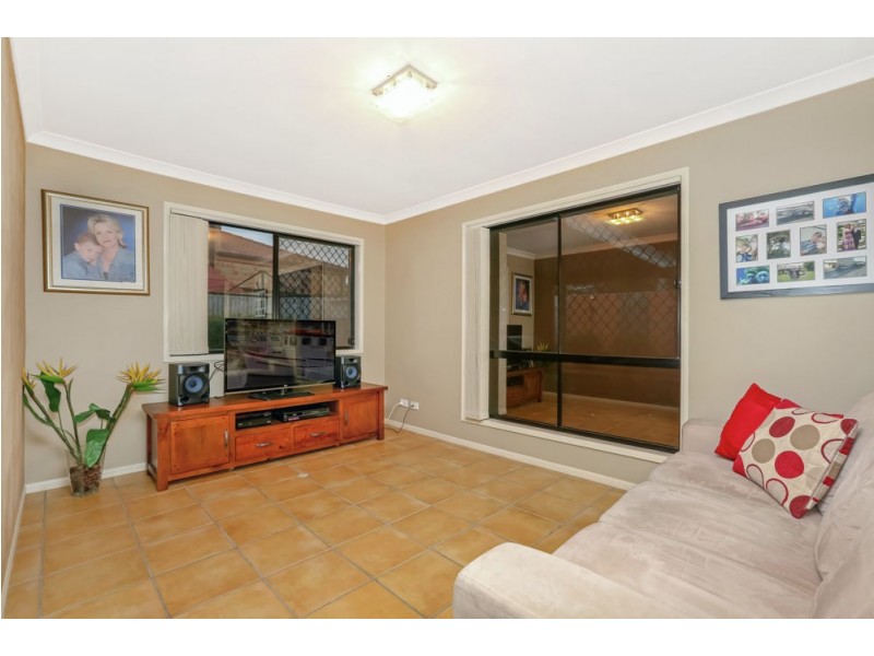 33 Byrony Place, Parkinson QLD 4115