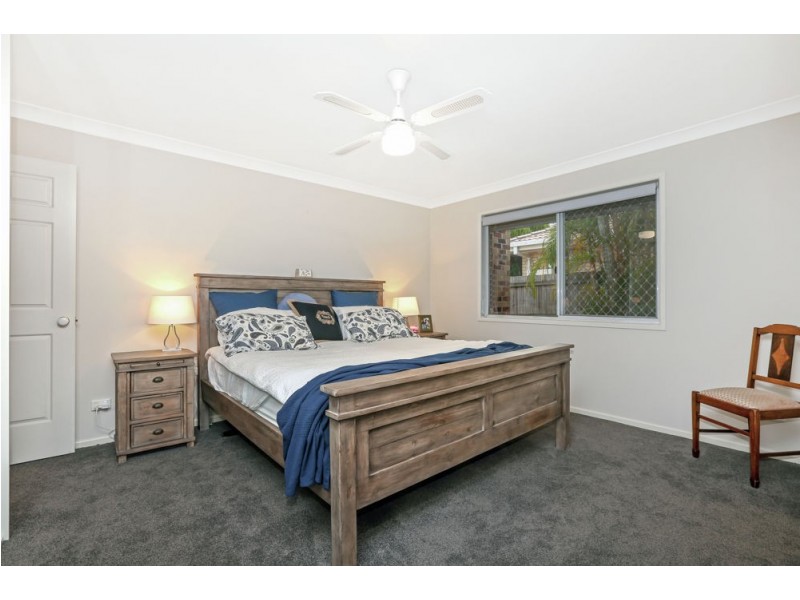 9 Ethion Drive, Regents Park QLD 4118