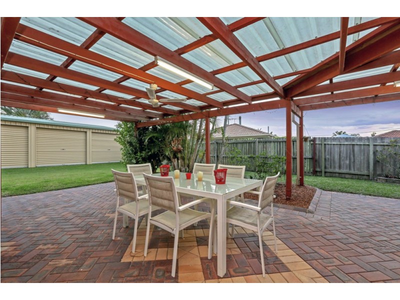 9 Ethion Drive, Regents Park QLD 4118