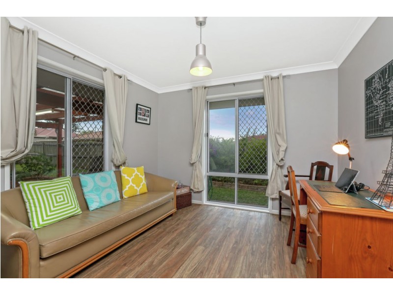 9 Ethion Drive, Regents Park QLD 4118