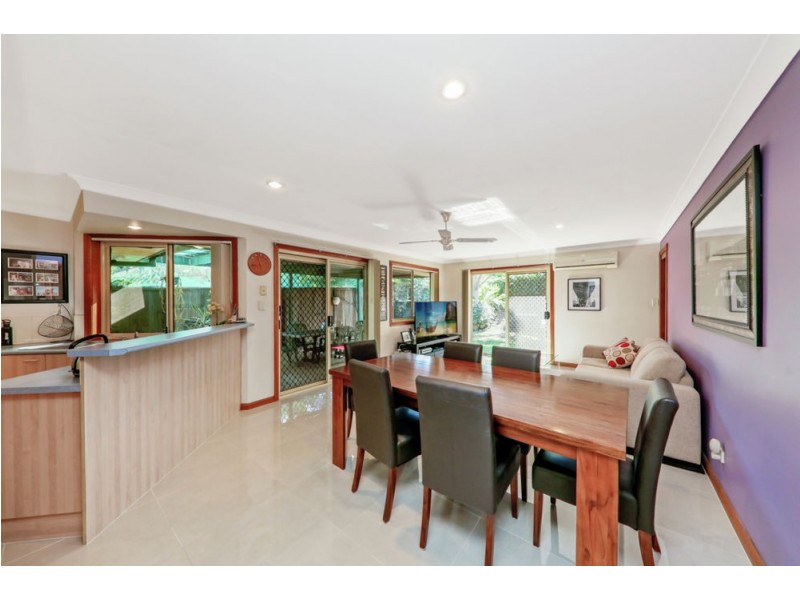 20 Evergreen Place, Forest Lake QLD 4078