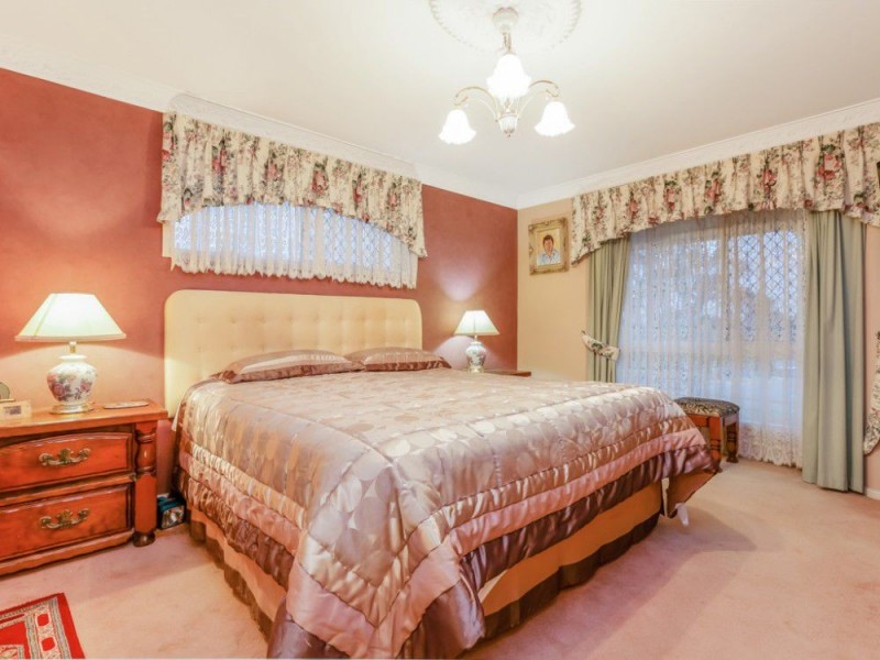 22 Frankenia Court, Regents Park QLD 4118