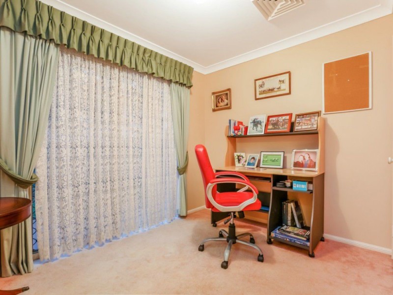 22 Frankenia Court, Regents Park QLD 4118