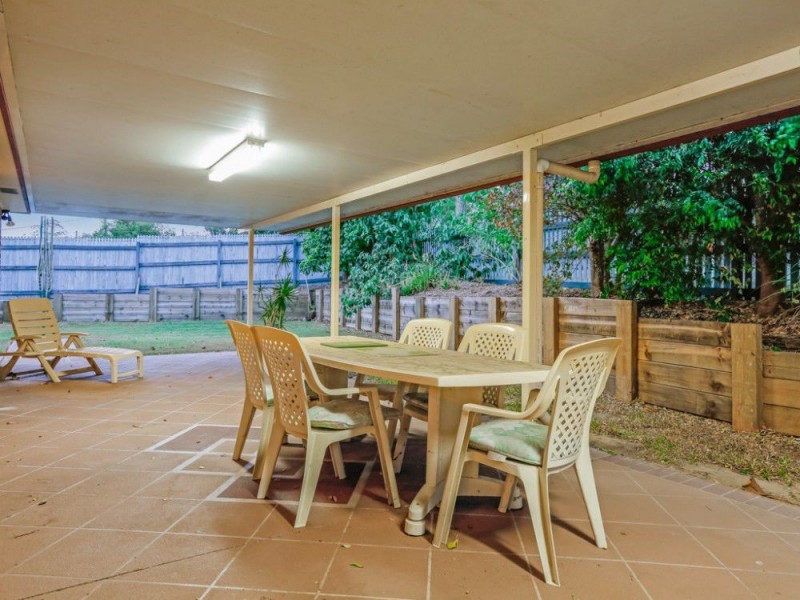 22 Frankenia Court, Regents Park QLD 4118