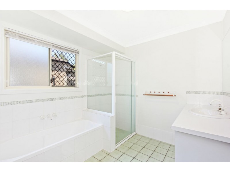 79 Cascade Drive, Forest Lake QLD 4078