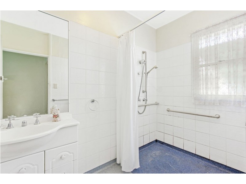 36 Old Logan Road, Gailes QLD 4300