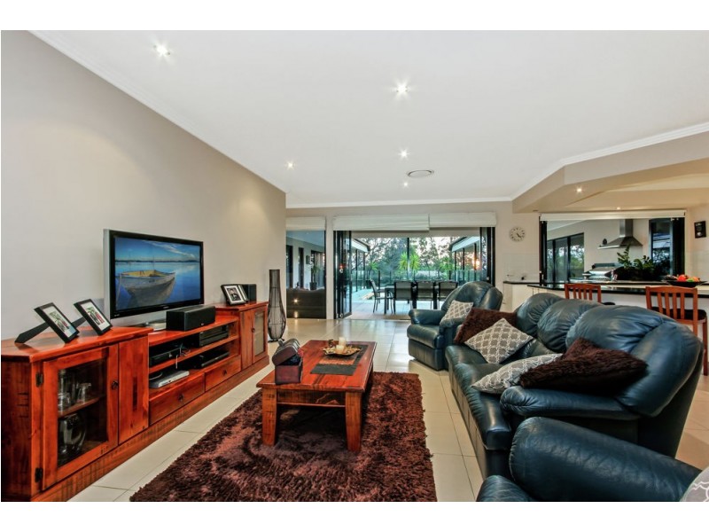 53 Rudyard Street, Forest Lake QLD 4078