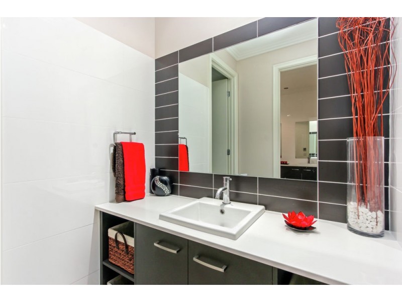 53 Rudyard Street, Forest Lake QLD 4078