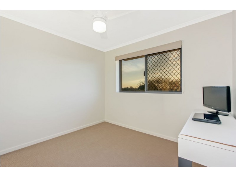 317/26 MacGroarty Street, Coopers Plains QLD 4108