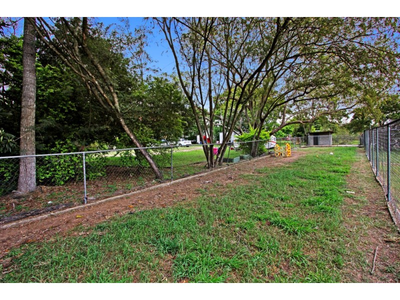 20 Spencer Street, Churchill QLD 4305