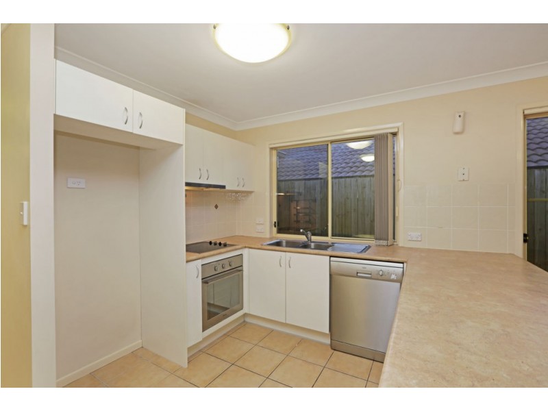 30 Nullarbor Circuit, Forest Lake QLD 4078