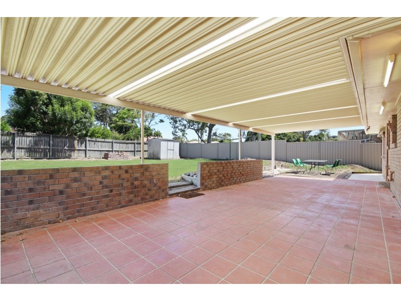 40 Whitcomb Street, Hillcrest QLD 4118