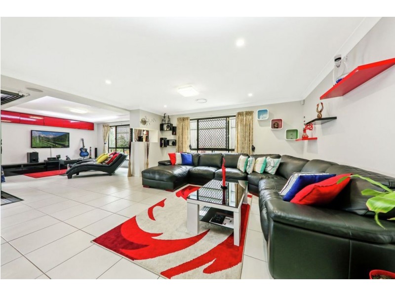 42 Currawong Street, Doolandella QLD 4077