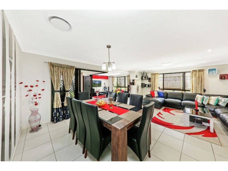 42 Currawong Street, Doolandella QLD 4077