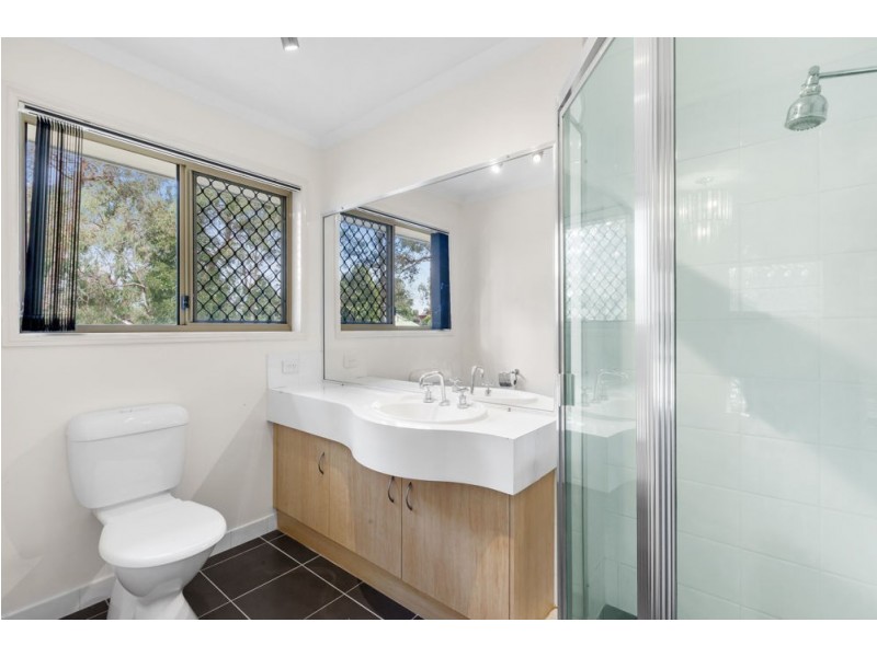 1 Eyre Court, Forest Lake QLD 4078