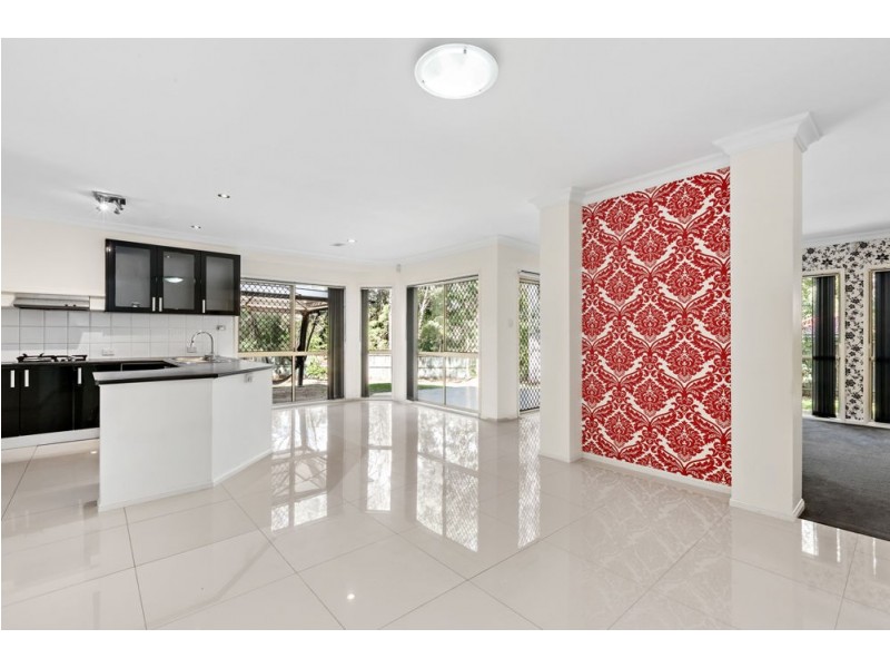 1 Eyre Court, Forest Lake QLD 4078