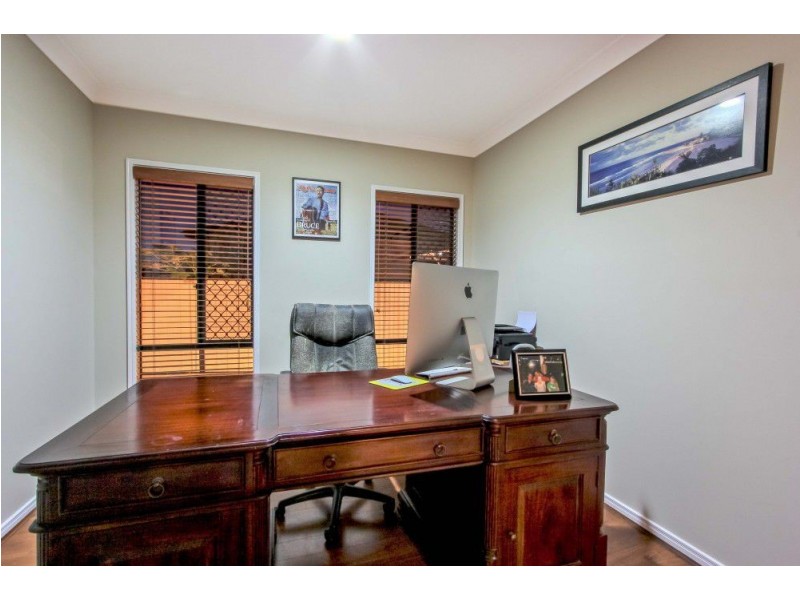 12 Chevron Close, Forest Lake QLD 4078