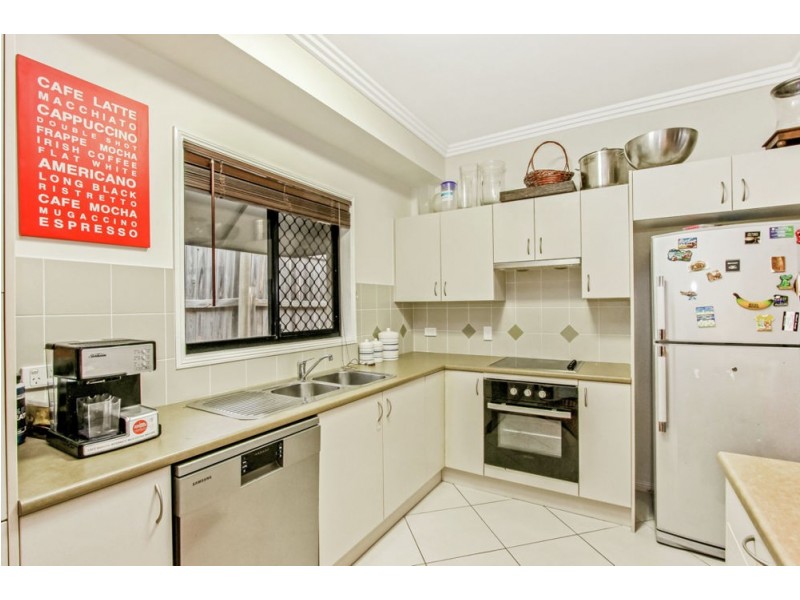 76 Sanctuary Drive, Forest Lake QLD 4078