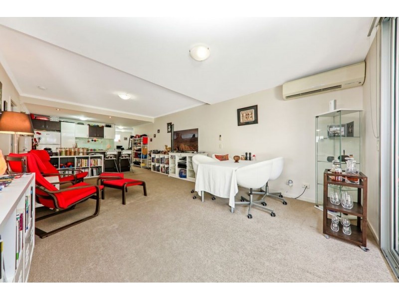 31/95 Clarence Road, Indooroopilly QLD 4068