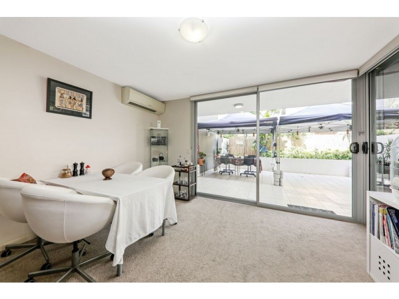 31/95 Clarence Road, Indooroopilly QLD 4068