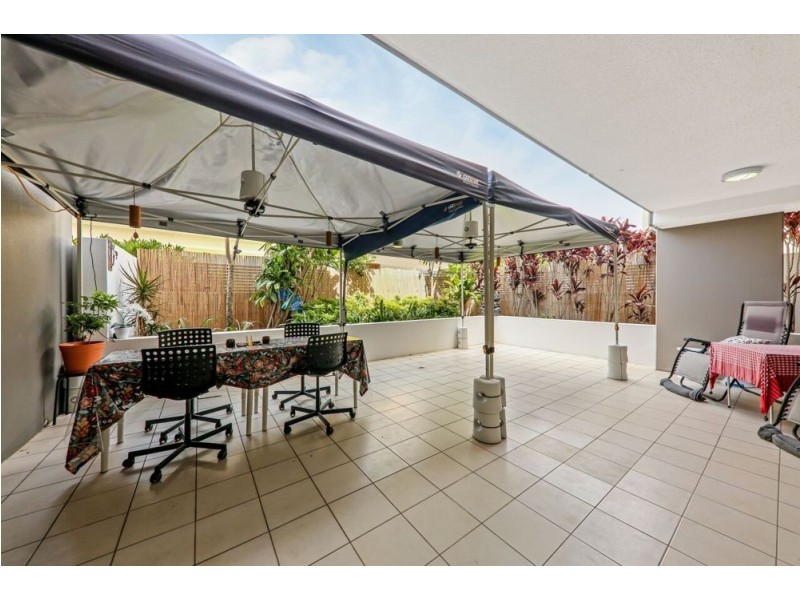 31/95 Clarence Road, Indooroopilly QLD 4068