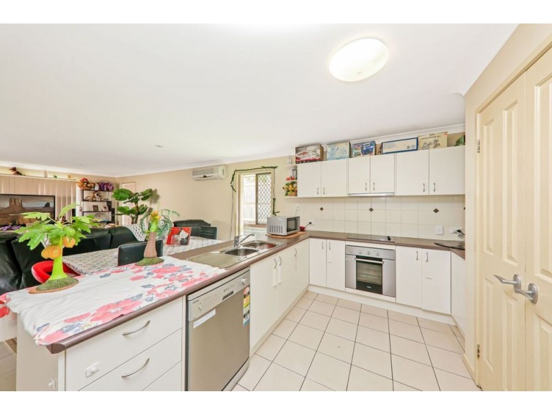 3 Sandi Street, Oxley QLD 4075